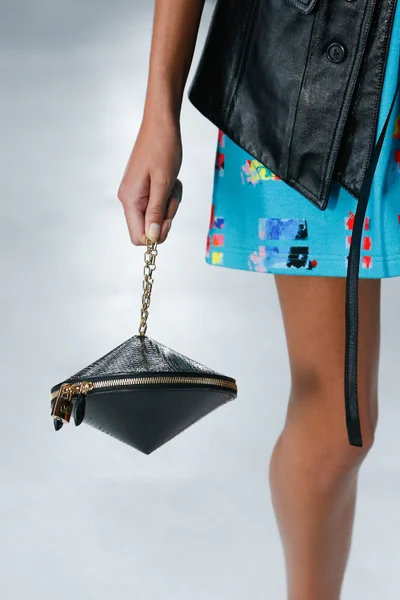 Look 49
